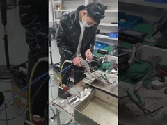 60° और 45° परावर्तक लेंस के साथ हैंडहेल्ड डबल वॉबल लेजर वेल्डिंग हेड